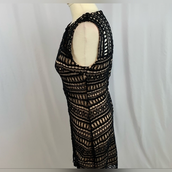 Francesca's Black Lace Sheath Cocktail Dress Size Small - Picture 5 of 7